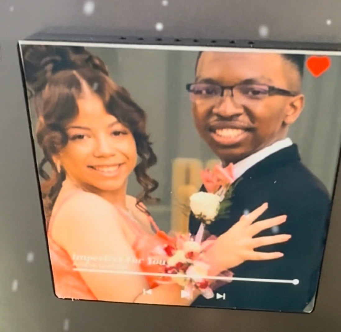 🎶 Custom Singing Photo Magnets